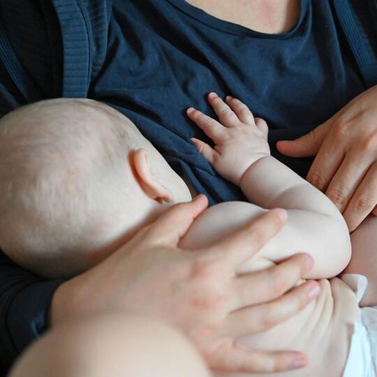 Leitlinie zum Stillen: Sechs Monate auch in Deutschland empfohlen