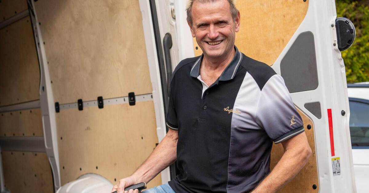 The mobile craftsman: Carpenter Volker Huber becomes self-employed at 50