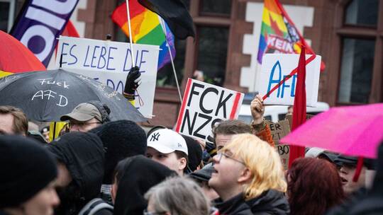 Protest gegen AfD-Treffen im Rathaus von Dortmund