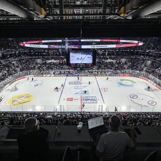 Adler Mannheim - Eisbären Berlin