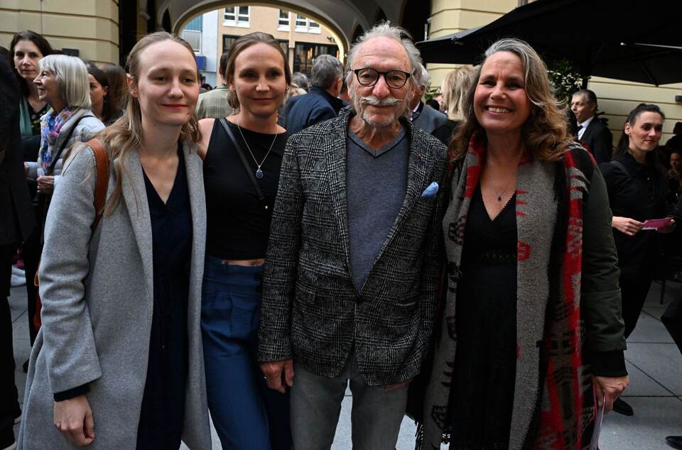 Musical-Premiere «Ein bisschen Frieden» in München Musical-Premiere «Ein bisschen Frieden» in München
