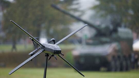 Panzerbrigade 21 stellt neuartigen Artillerieverband auf