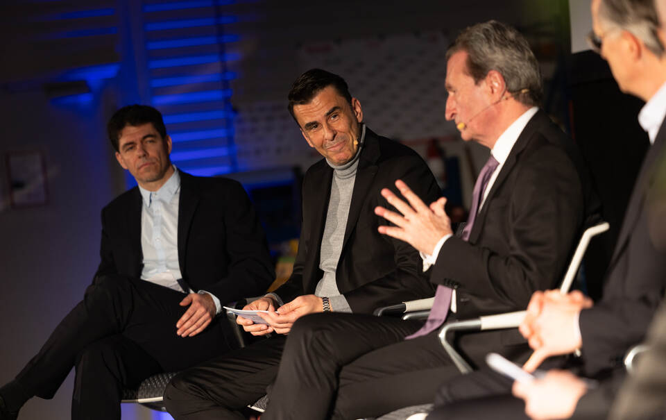 200'000 Jobs gefährdet? Experten warnen in Pforzheim - prominente news from Pforzheimer Zeitung