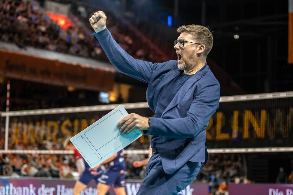 Trainer Stefan Hübner von der SVG Lüneburg