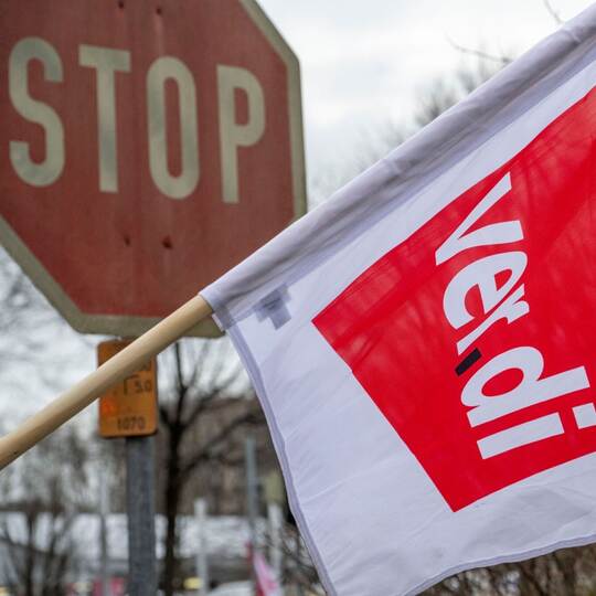 Ganztägige Warnstreiks im ÖPNV