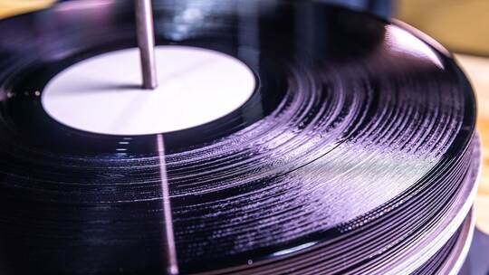 Musikgeschäft legt erneut zu - Vinyl-Renaissance geht weiter