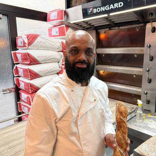 Kleiner Stadtteil-Bäcker gewinnt Pariser Baguette-Wettstreit