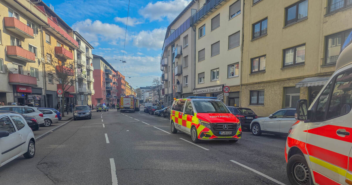 Brand in Wohngebäude in Pforzheim: Eine Person verletzt - Bildergalerie - PZ-news.de