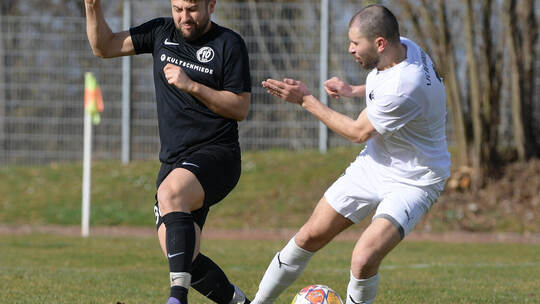 Öschelbronns Nil Pedrosa (links) gegen Birkenfelds Okan Unat. Michael Ripberger