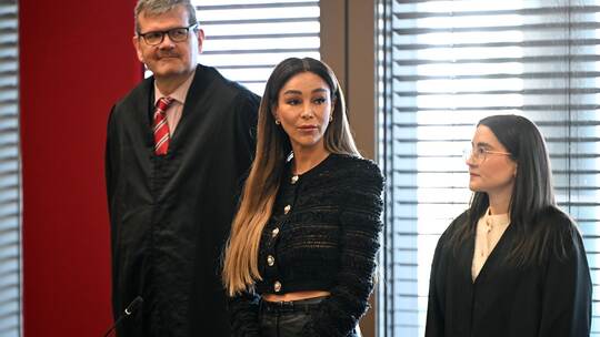 Verona Pooth verklagt Versicherungsmakler