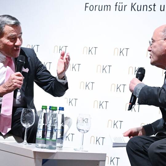 Gäste im Neuen Kunstmuseum