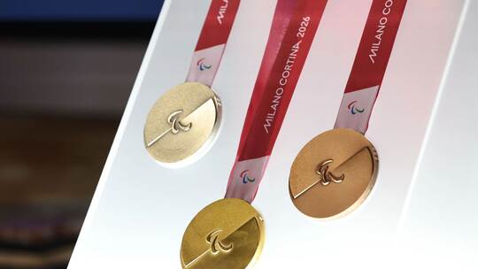 Medaillen für die Paralympics 2026 Medaillen für die Paralympics 2026