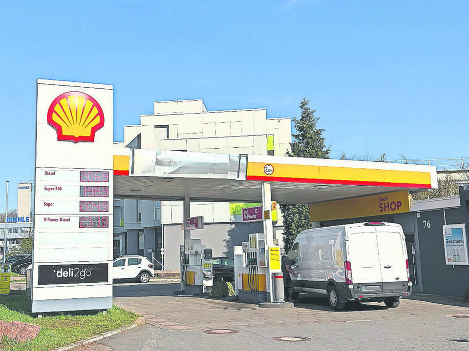 Über zwei Euro für Diesel: Spritpreise sorgen im Enzkreis und im Kreis ...