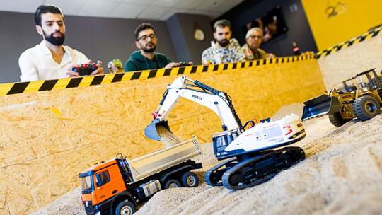 Bagger-Café öffnet in Hannover