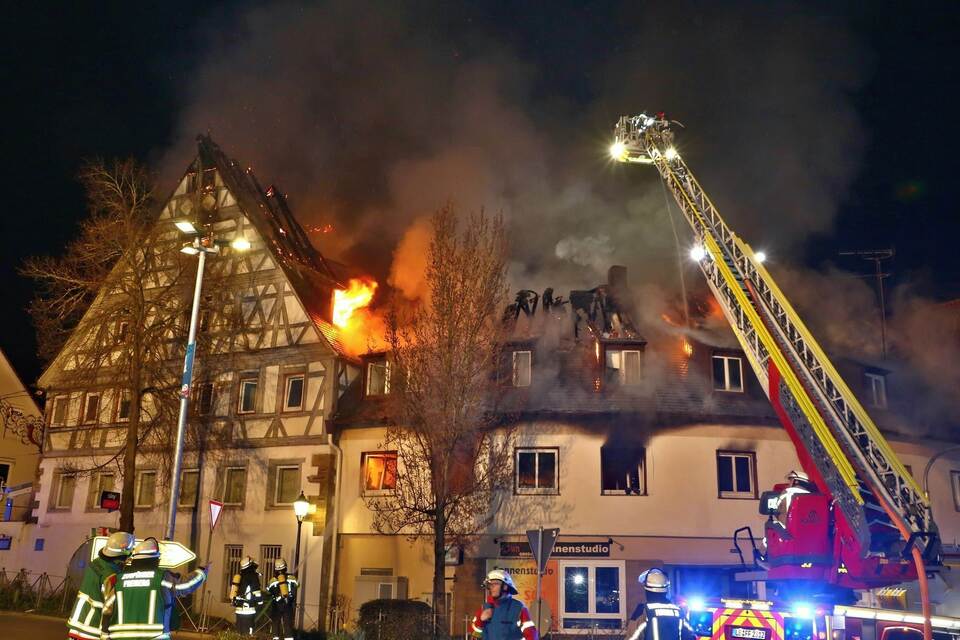 Brand in Pleidelsheim - Hotel evakuiert