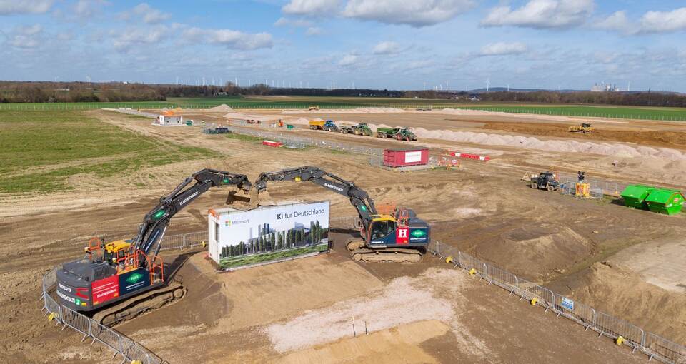 Microsoft baut Rechenzentrumsregion für KI-Anwendungen Microsoft baut Rechenzentrumsregion für KI-Anwendungen