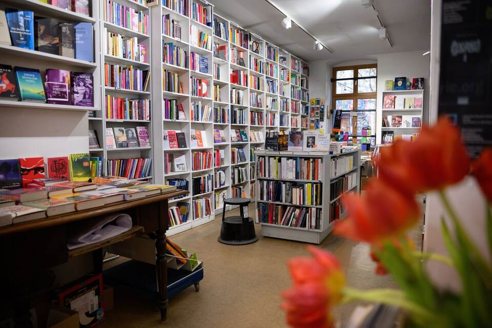 Buchhandlung "Zur schwankenden Weltkugel" in Berlin Buchhandlung "Zur schwankenden Weltkugel" in Berlin