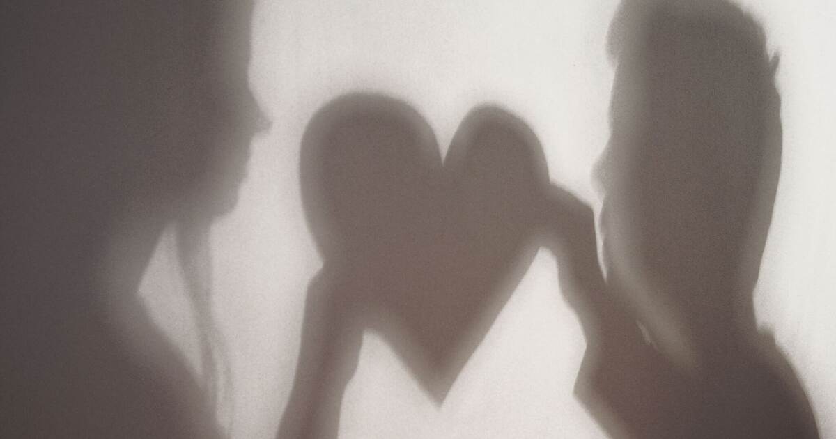 15-year-old drives girlfriend to school in stolen bus