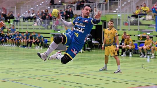 Landete mit der SG Pforzheim/Eutingen einen eindrucksvollen Sieg gegen die HSG Konstanz: Davor Sruk. Peter Hennrich