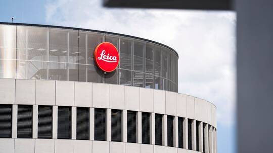 Leica Leica