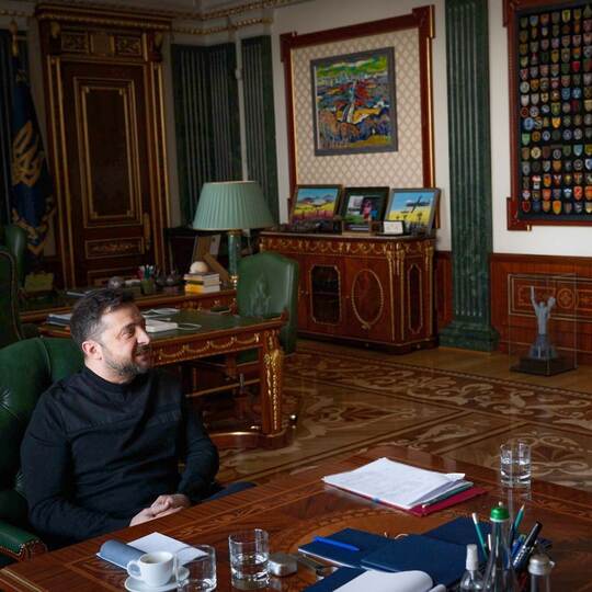 Ukraine-Krieg - Sean Penn trifft Selenskyj in Kiew