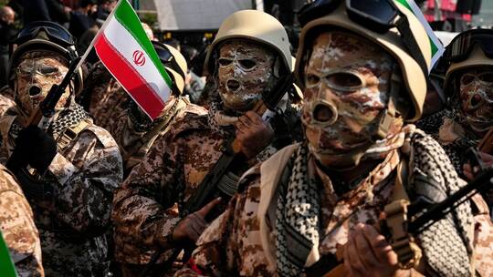 Militärparade im Iran