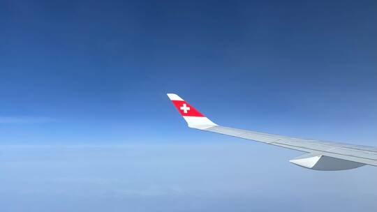 Swiss muss hunderte Flüge streichen Swiss muss hunderte Flüge streichen