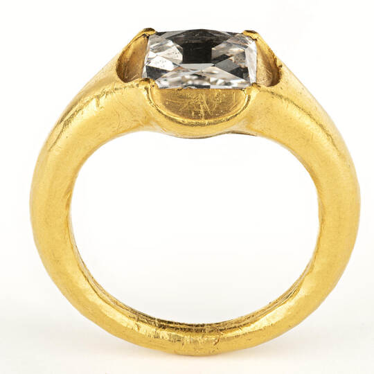 Seit September 2025 hat die Stadt kein Bild des Rings herausgegeben oder erlaubt ihn anzusehen. Mit der Pressemitteilung wurde j