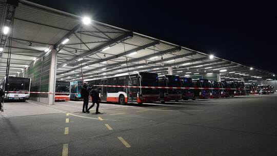 Warnstreik im Nahverkehr - Hamburg