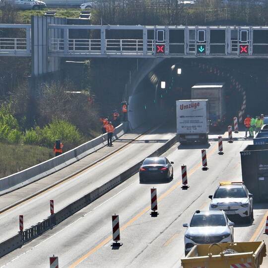 Engelbergtunnel Richtung Karlsruhe einspurig befahrbar