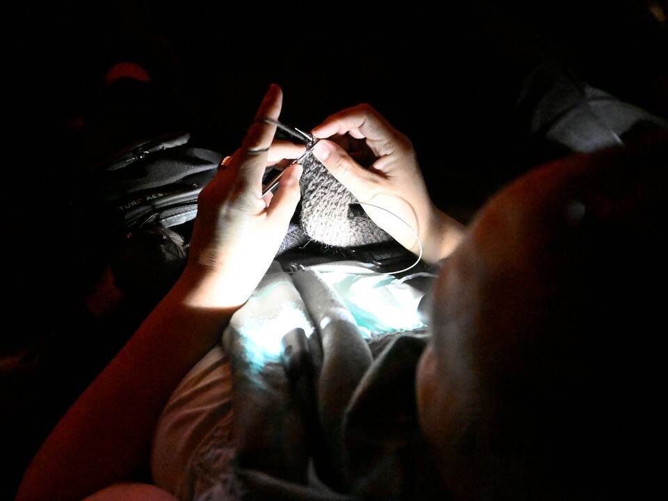 Mit Stricknadel und Wollknäuel ins Kino Mit Stricknadel und Wollknäuel ins Kino