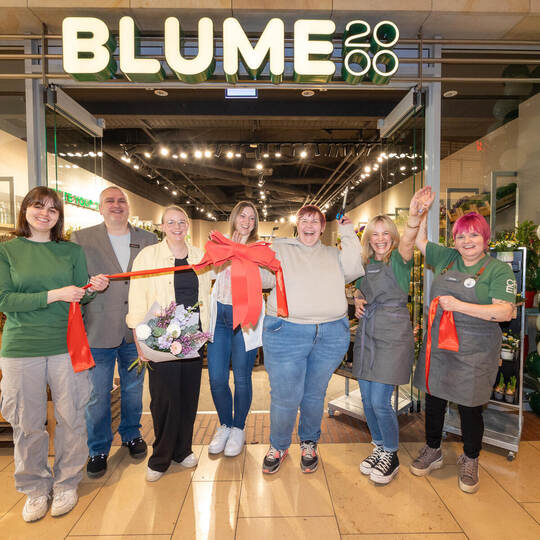 Eröffnung Blume 2000