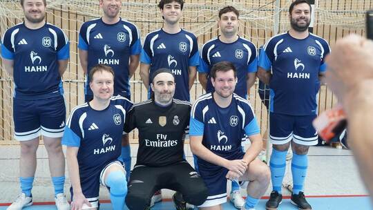 Mit seinen Trikots tritt auch das Freizeitteam des SV Waldrennach beim Turnier in der Neuenbürger Stadthalle an. Nico Roller