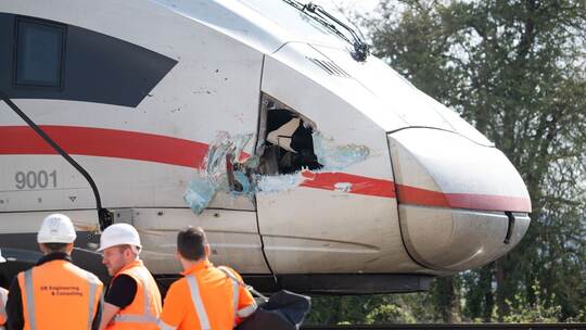 Baggerfahrer bei ICE-Unfall nahe Gelnhausen verletzt