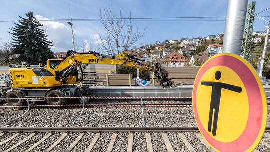 Bahnhof Enzberg Bauarbeiten Bahn Reportage