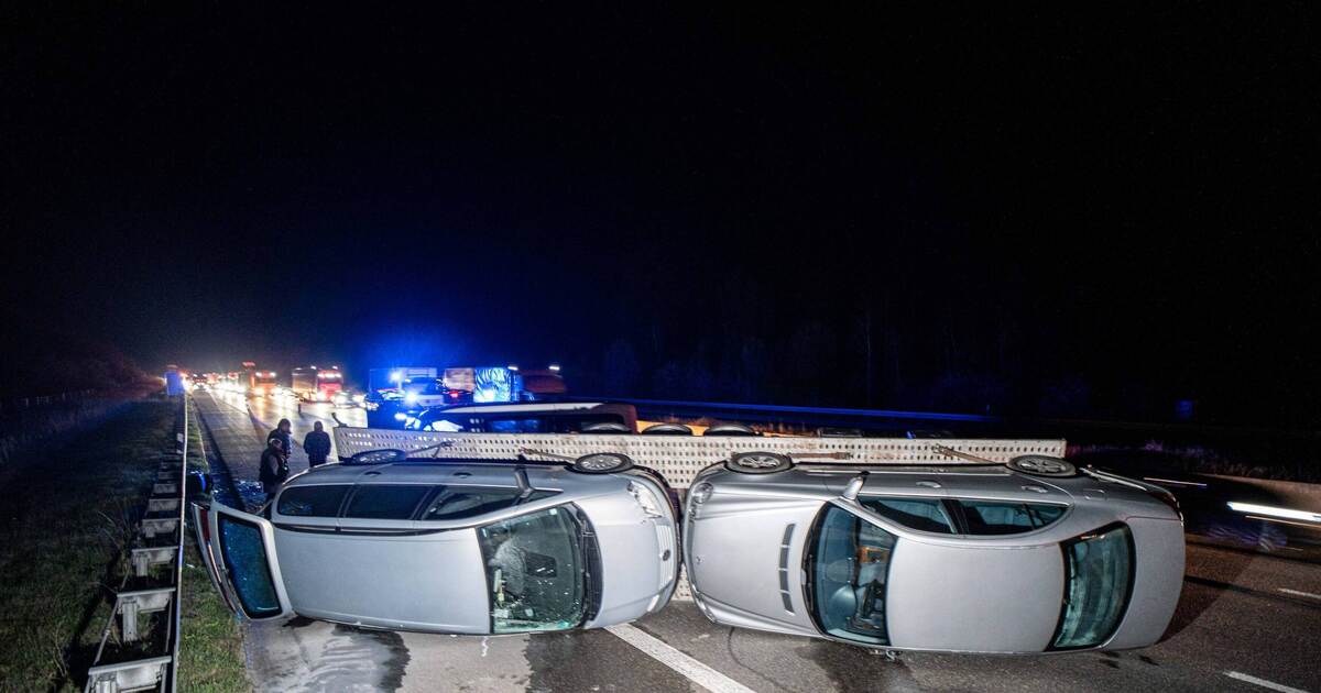 Luxus Unfall Auf A8 Bei Pforzheim Ebenbildnull