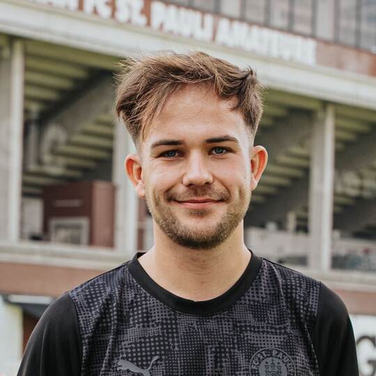 St. Paulis Nachwuchstrainer Christian Dobrick