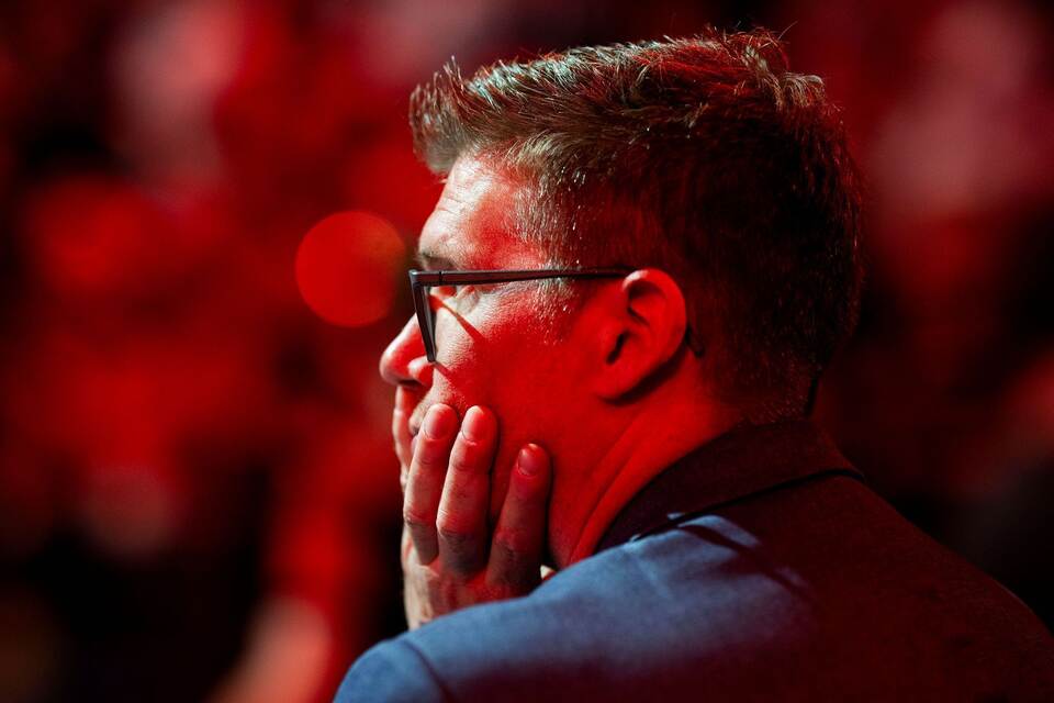 Trainer Stefan Hübner von der SVG Lüneburg