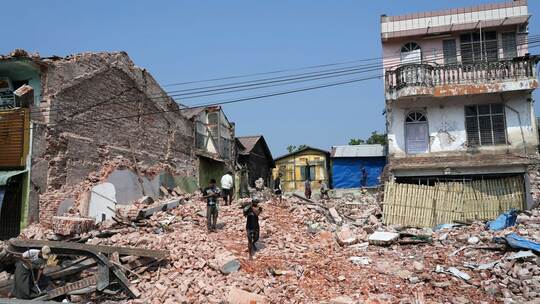 Ein Jahr nach Erdbeben in Myanmar