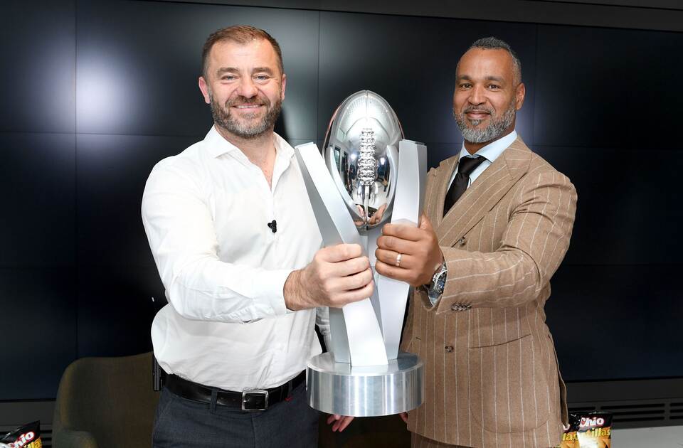 Zeljko Karajica (l) und Patrick Esume