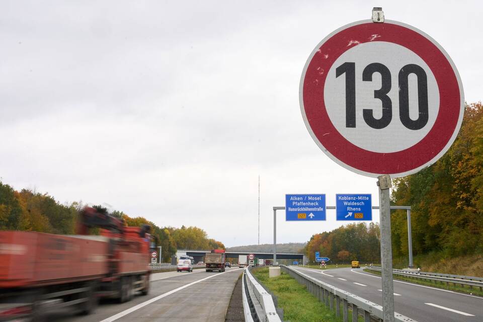 Tempolimit auf der Autobahn Tempolimit auf der Autobahn