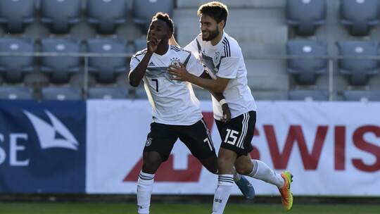 Fußball U-20 Männer: Schweiz - Deutsch Fußball U-20 Männer: Schweiz - Deutsch