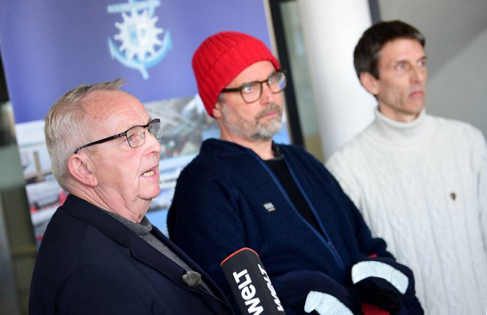 Rettungsaktion für Buckelwal - Pressekonferenz