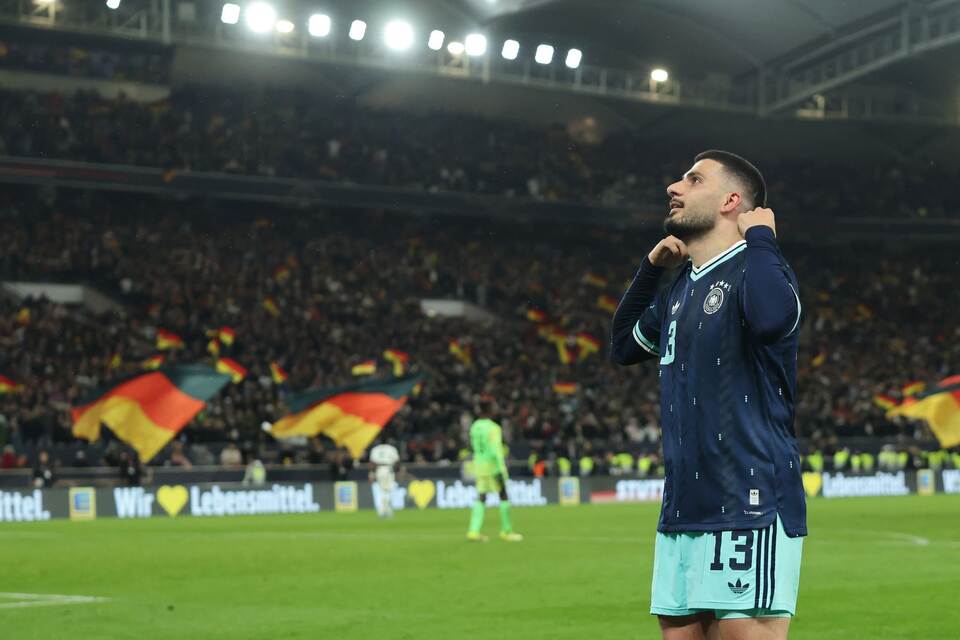 Deniz Undav Deniz Undav