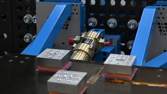 Eröffnung eines neuen Prüfstands für intelligente Flügel