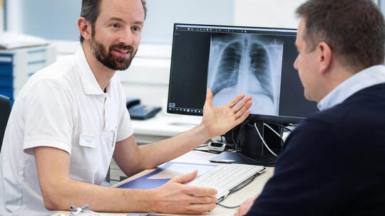 Die systematische Lungenkrebsfrüherkennung kommt ab April: Starke und langjährige Raucherinnen und Raucher als Hochrisikogruppe