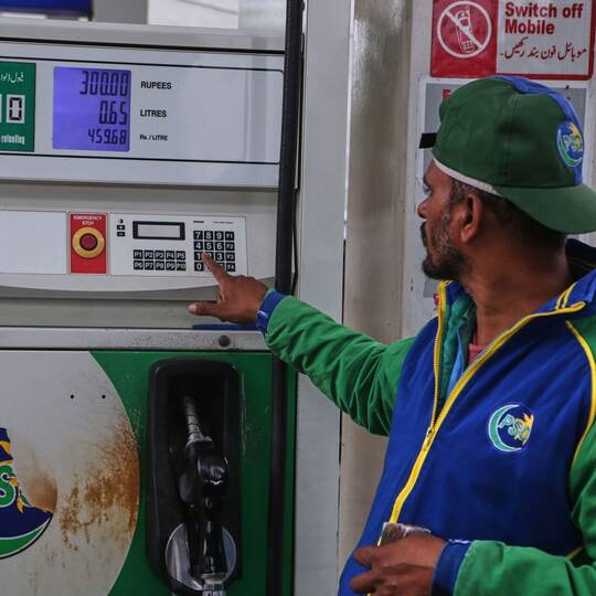 Iran-Krieg - Spritpreise in Pakistan