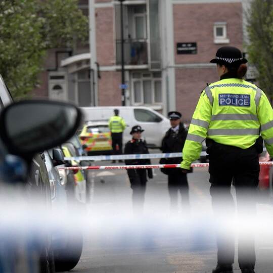 Junge stirbt nach Schießerei in Woolwich