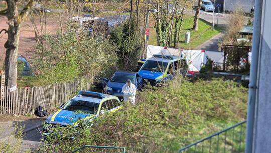 Mann stirbt nach Polizeischüssen bei Verfolgungsfahrt