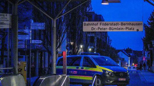 Schwerverletzter nach Angriff an S-Bahn in Filderstadt Schwerverletzter nach Angriff an S-Bahn in Filderstadt